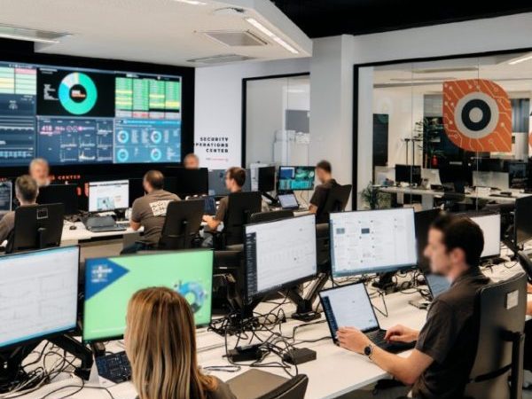 cyber_2-80-1024x659-600x600